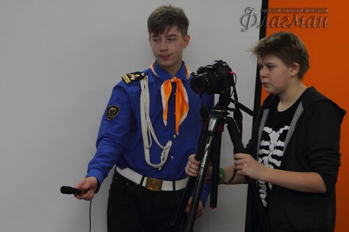 Денис Матушкин, Саша Вахмянин